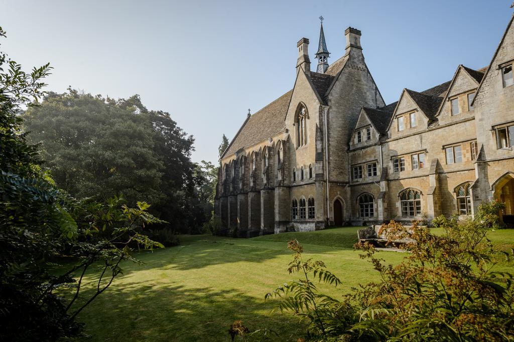 Hotel The Convent Stroud  Exterior foto